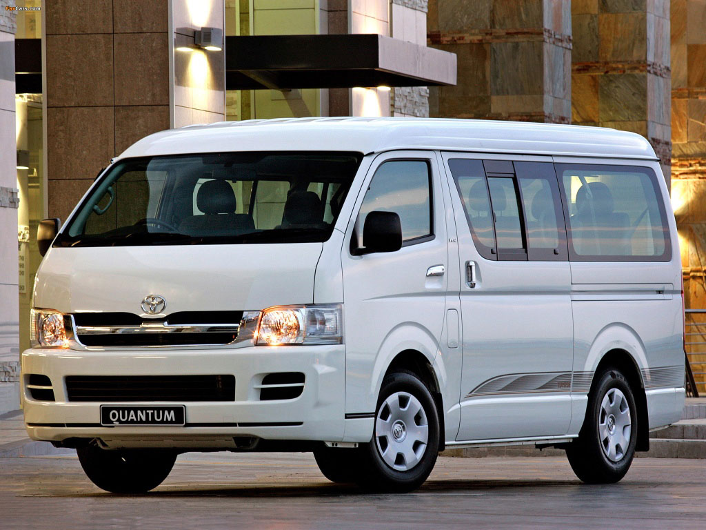 Kellyville Mini Bus: Enhance Your Special Occasion with Style | 14-Seater