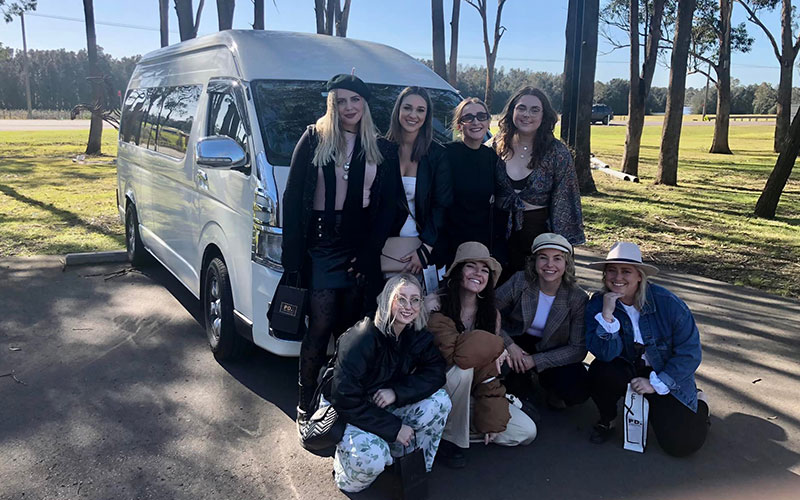 Mini Bus Hire for your Private Tours in Sydney, Glenwood, Kellyville, Penrith